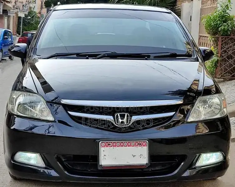 Honda City IDS-I 1.3CC Sedan - Metallic Black Manual Transmission