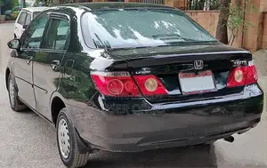 Honda City IDS-I 1.3CC Sedan - Metallic Black Manual Transmission