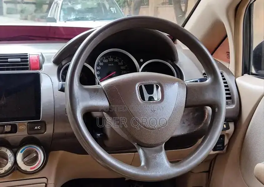 Honda City IDS-I 1.3CC Sedan - Metallic Black Manual Transmission