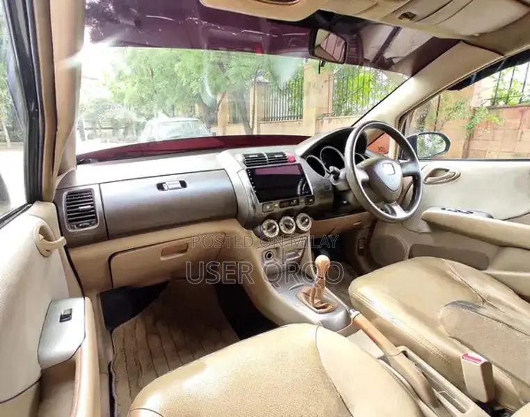 Honda City IDS-I 1.3CC Sedan - Metallic Black Manual Transmission