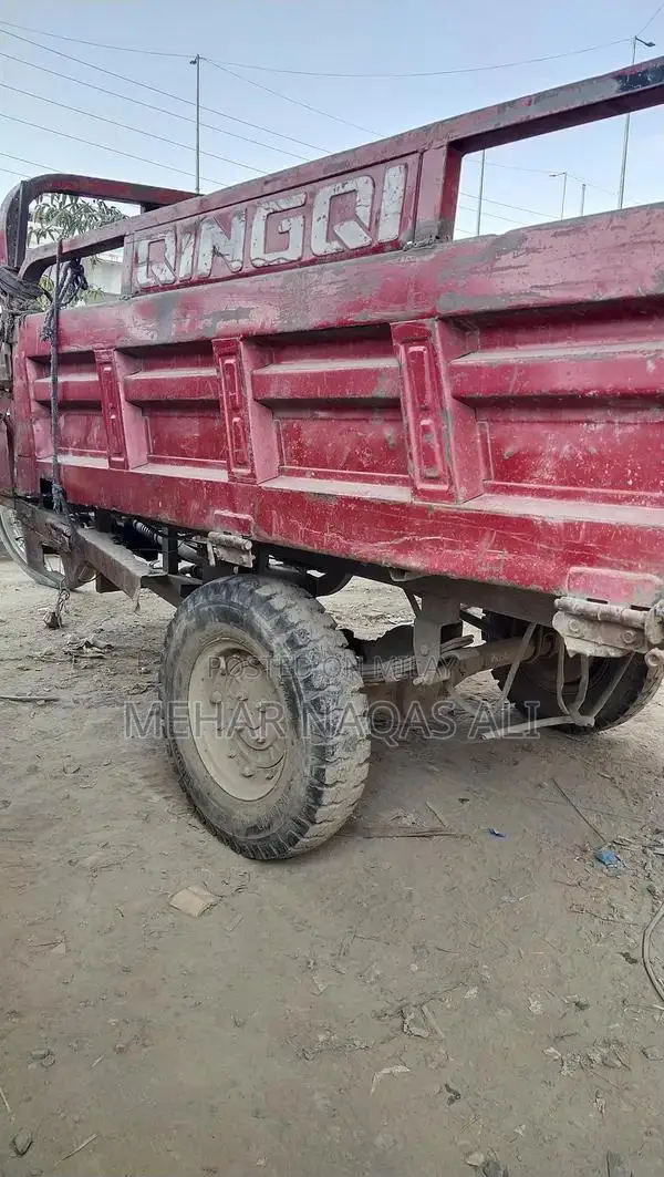 Loader Rikshaw with United 100 Engine