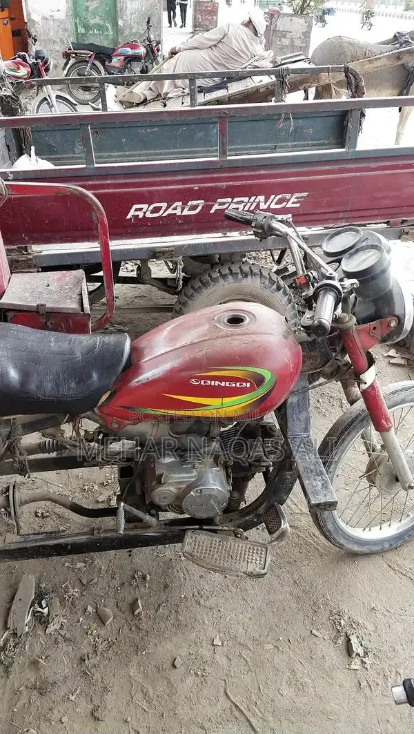Loader Rikshaw with United 100 Engine
