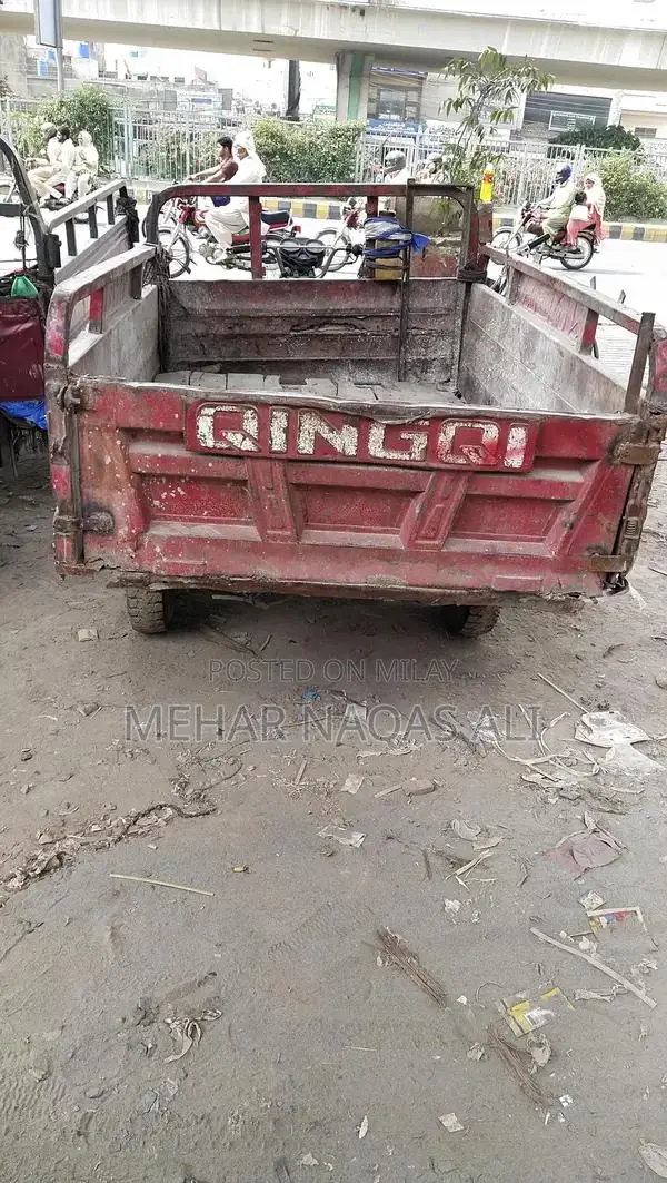 Loader Rikshaw with United 100 Engine