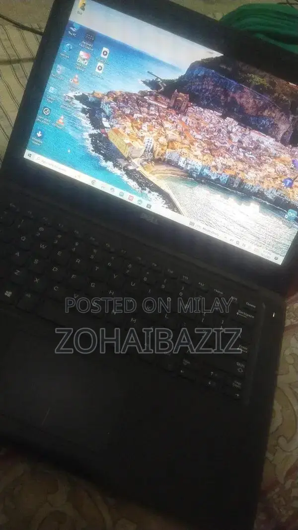 Touch Screen Laptop Core i3 6th Gen 256GB SSD 8GB RAM