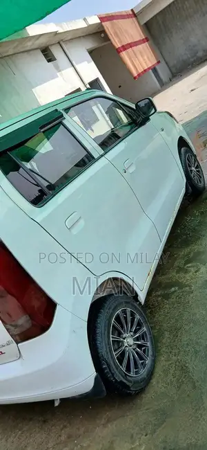 Suzuki Wagon R VXL Compact Hatchback - Reliable Urban Commuter