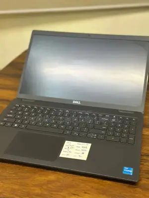 Dell Latitude 3520 Business Laptop - 11th Gen Core i3
