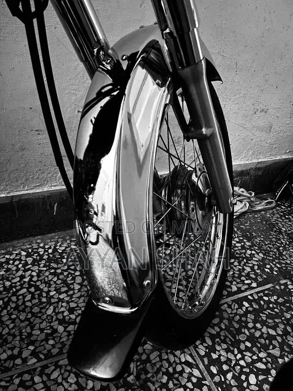 United 70cc Motorcycle: Low Mileage, Well-Maintained Bike