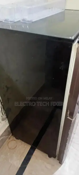 Compact Humidifier with Multiple Advanced Features