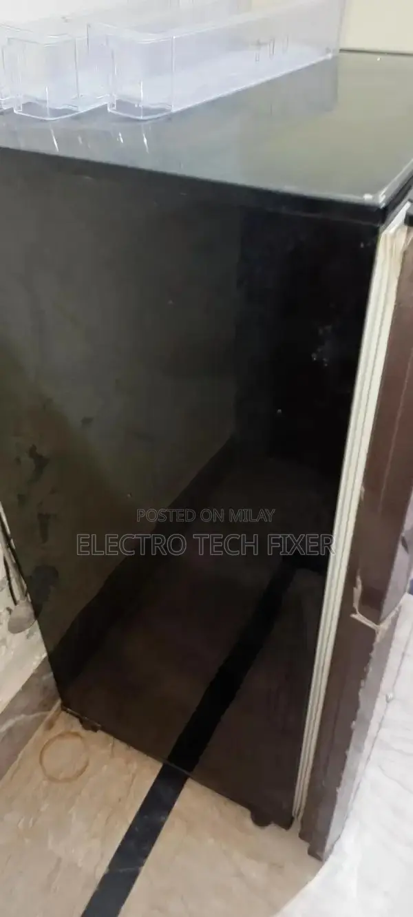 Compact Humidifier with Multiple Advanced Features