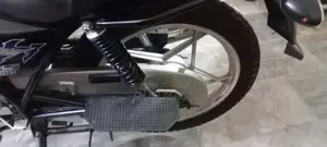 2019 Suzuki GS150 Motorcycle - Low Mileage, Excellent Condition