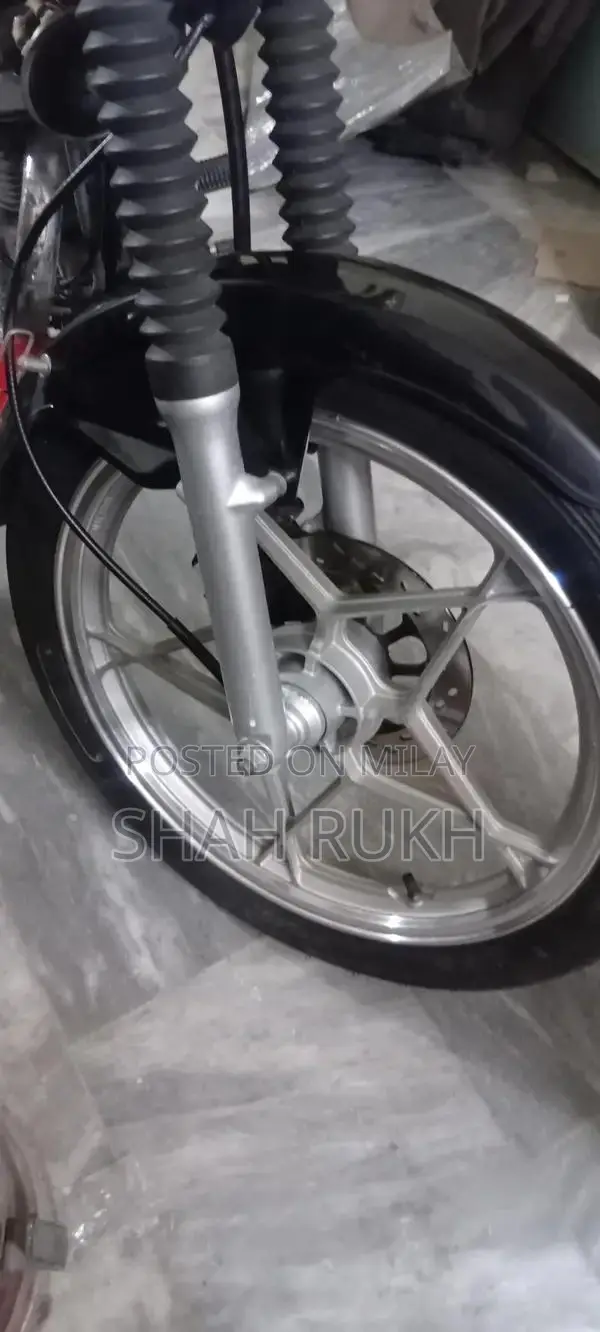 2019 Suzuki GS150 Motorcycle - Low Mileage, Excellent Condition