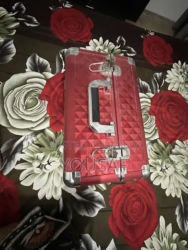 Elegant Monthly Beauty Subscription Box with Cosmetic Samples