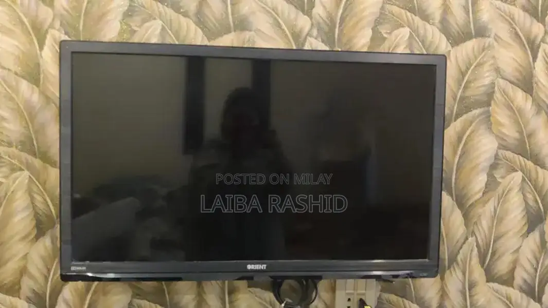 Orient 32-Inch LED TV with Slim Design and Multimedia Support