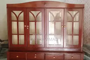 Photo - Classic Showcase in Excellent Condition