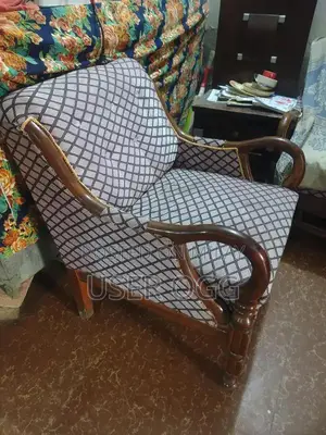 Antique 5-Seater Wooden Sofa Set - Classic Living Room Furniture