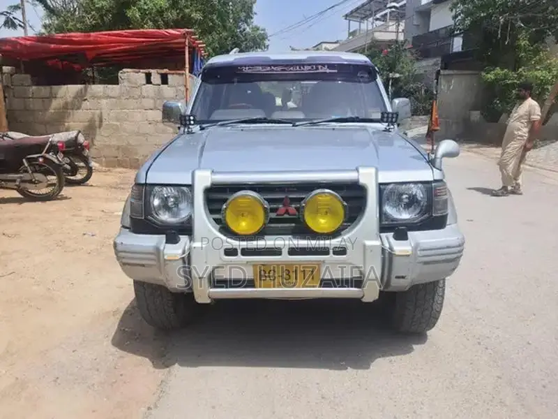 Mitsubishi Pajero Intercooler SUV 1993 Model
