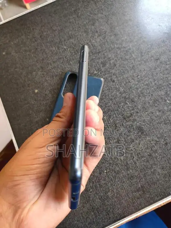 Sony Xperia 5 Mark 2 Smartphone - 8GB RAM, 128GB Storage