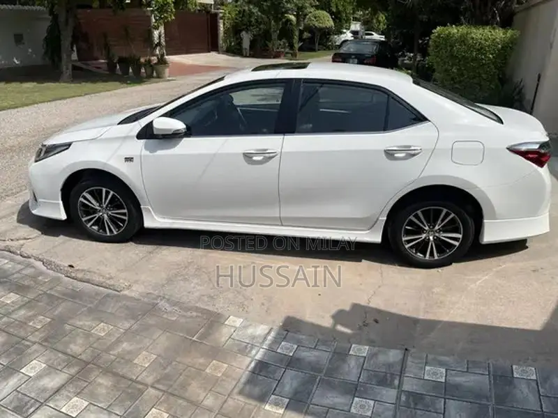 Toyota Altis Grande 2023 Sedan - White, Low Mileage