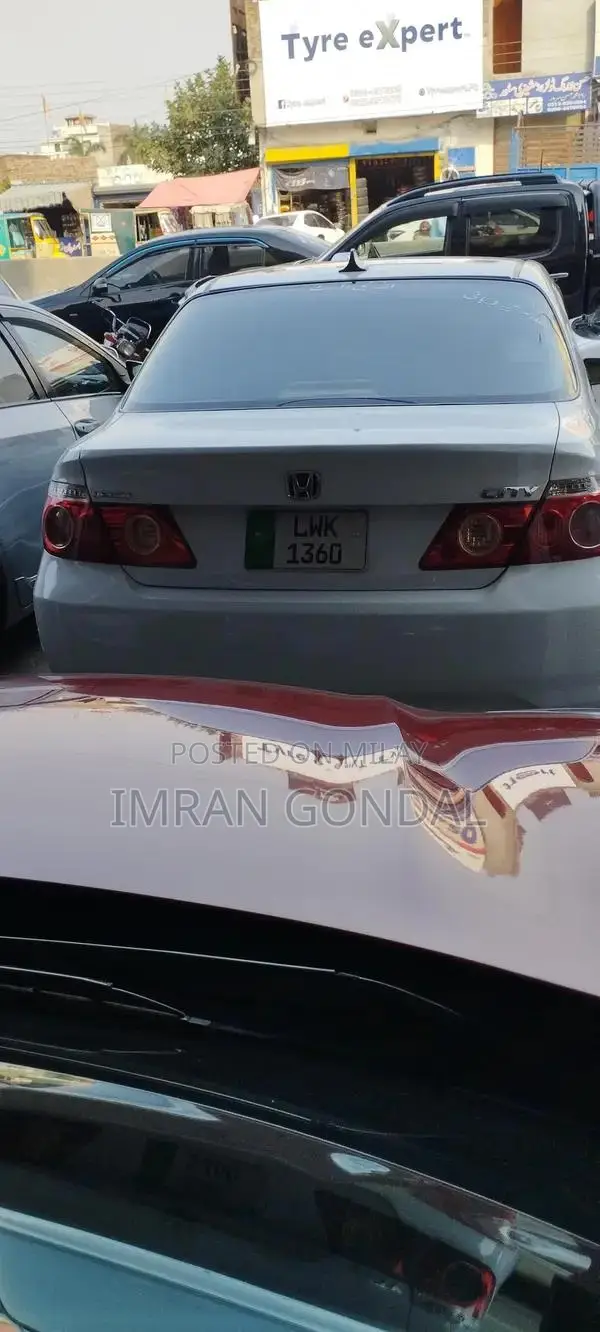 Honda City Sedan Reliable Compact Car with Alloy Rims