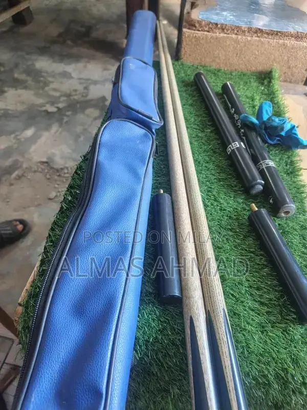 Professional Snooker Cue Set with Accessories