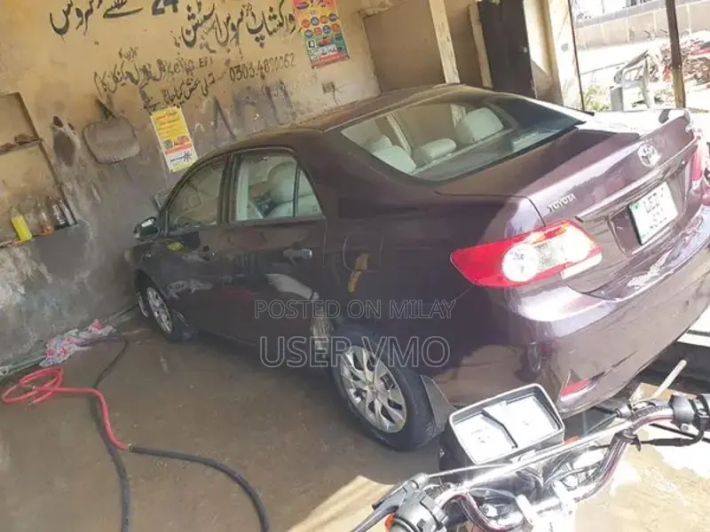 2012 Volkswagen GLI Sedan Sporty Compact Car