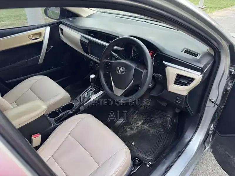 Toyota Corolla Grande 2014 Sedan - Immaculate Condition