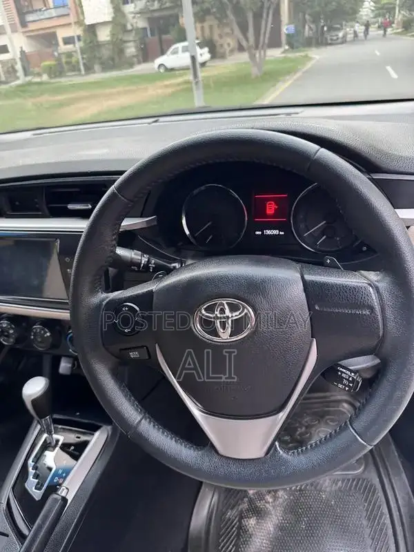 Toyota Corolla Grande 2014 Sedan - Immaculate Condition