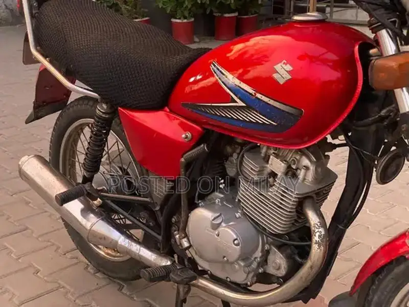 Suzuki GS 150cc Motorcycle - Reliable Japanese Touring Bike