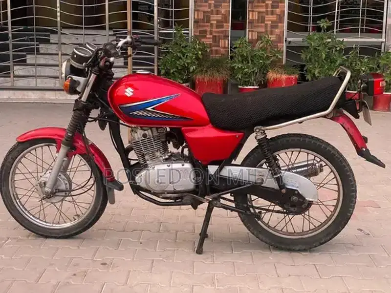 Suzuki GS 150cc Motorcycle - Reliable Japanese Touring Bike