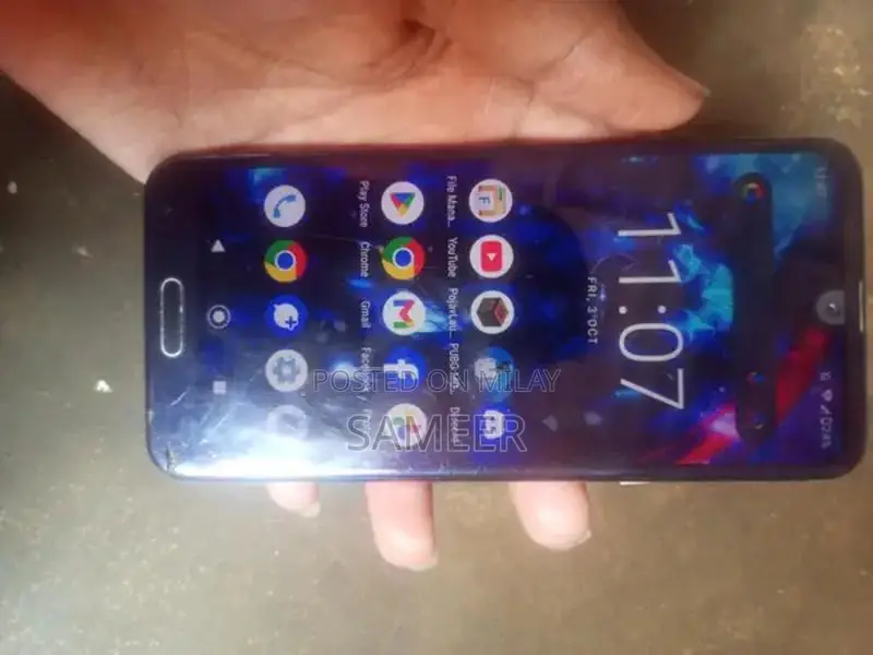 Sharp Aqous R2 Budget Gaming Smartphone