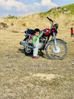 Honda 125cc Motorcycle - Zero Meter Condition Minibike