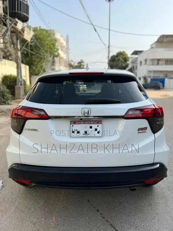 Honda Vezel RS Turbo - Premium Compact SUV - 2018 Model