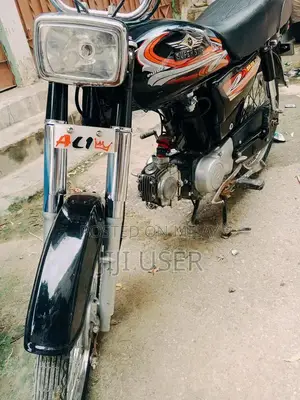 2017 Crown Vehicle - Complete and Well-Maintained