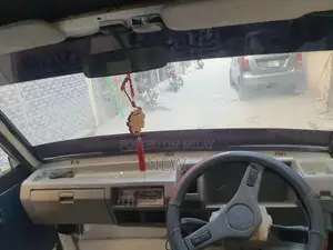 Suzuki Bolan 1998 Compact Family Vehicle