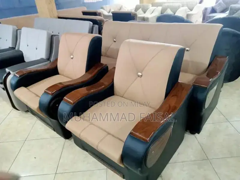 Custom Bedroom Furniture Sets with Multiple Finishes