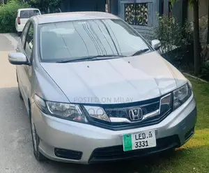 Photo - Honda City Sedan 2018 - Low Mileage Automatic Transmission