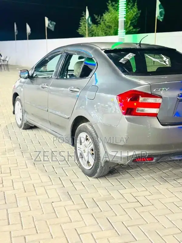 Honda City Sedan - Reliable Compact Car
