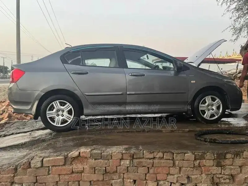 Honda City Sedan - Reliable Compact Car