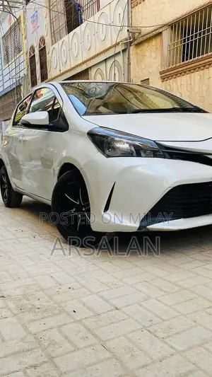 Toyota Vitz Compact Hatchback 2016-2021 Pearl White