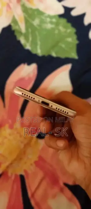 Apple iPhone 7 128GB Rose Gold Smartphone