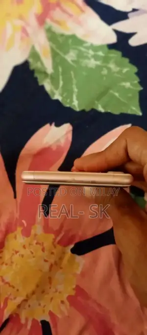 Apple iPhone 7 128GB Rose Gold Smartphone