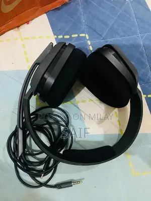 High-Performance Wired Gaming Headset with Mic