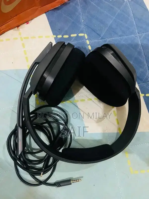 High-Performance Wired Gaming Headset with Mic