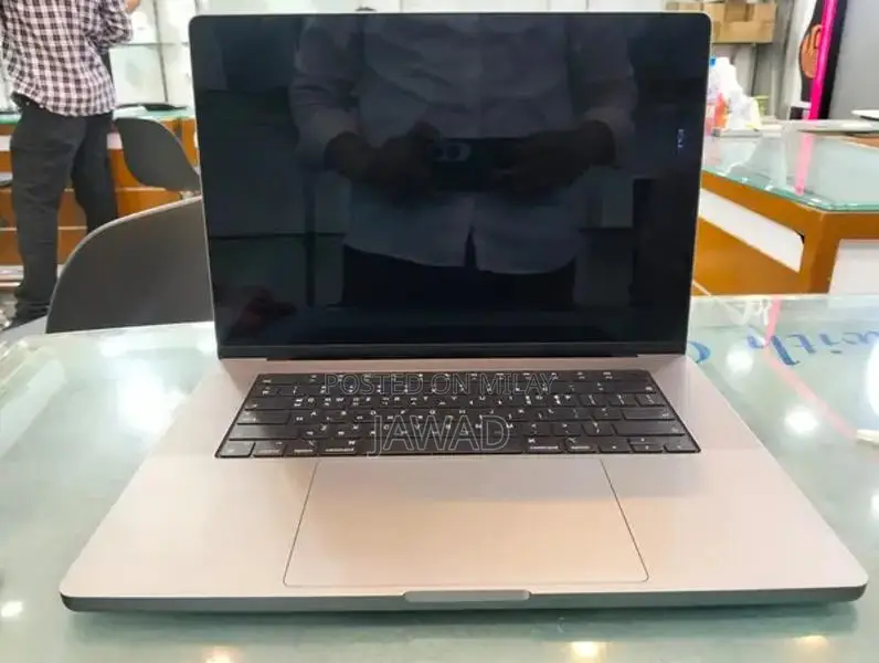 Apple MacBook Pro 16" M1 Pro - High-Performance Laptop