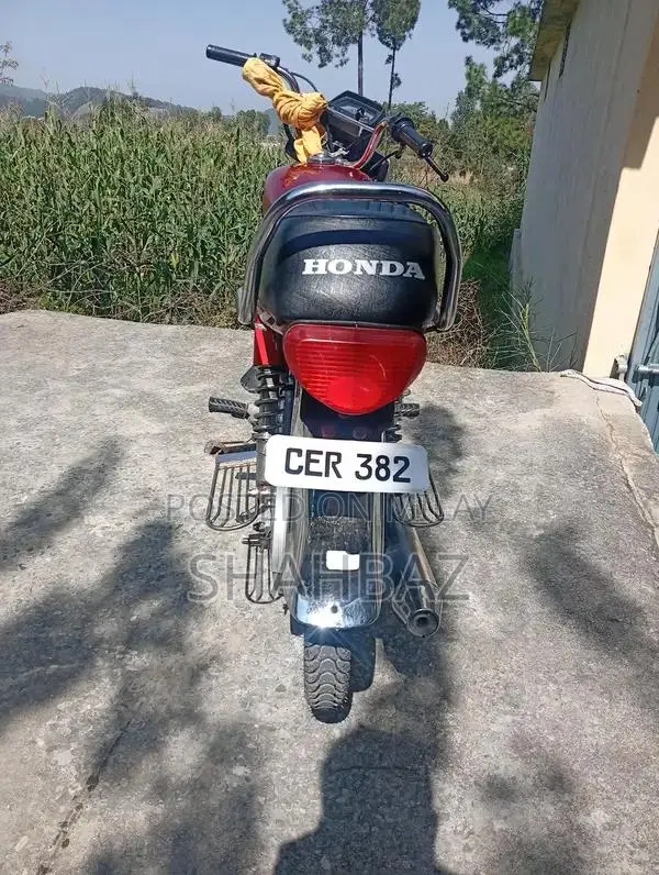 United Vehicle Engine Component