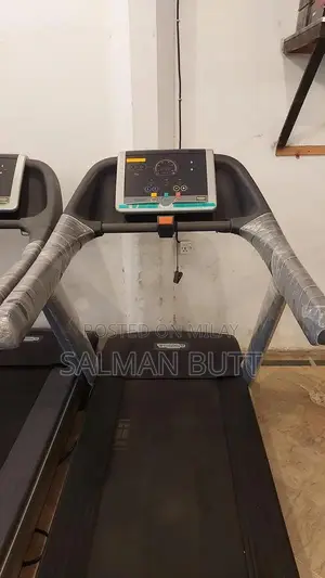 Photo - Gym Treadmill / Commercial Treadmill / Running Machine / Jogging Track