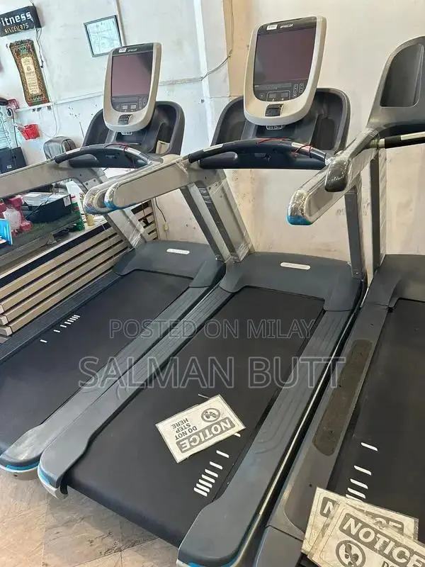 Gym Treadmill / Commercial Treadmill / Running Machine / Jogging Track