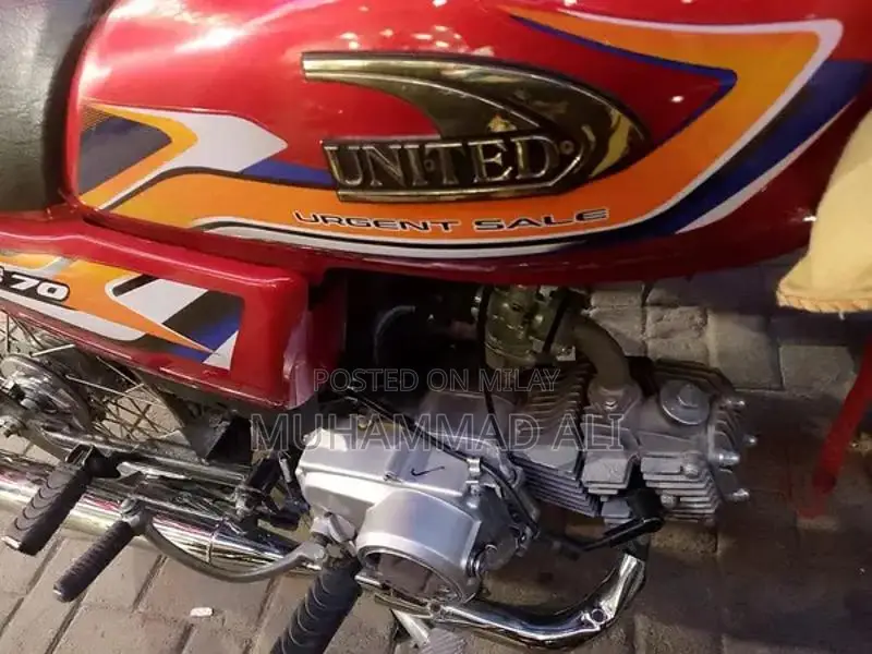 United 70cc Motorcycle - Low Mileage, Excellent Condition