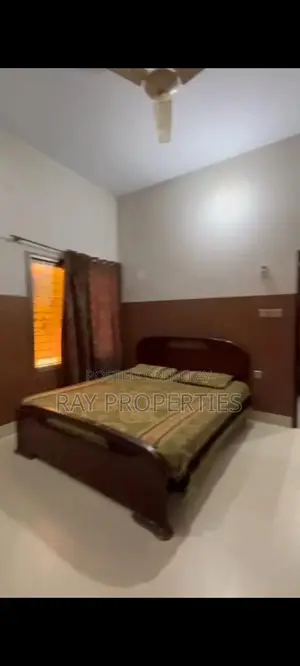 Double Unit 5 Marla House with 4 Bedrooms and Multiple Facilities