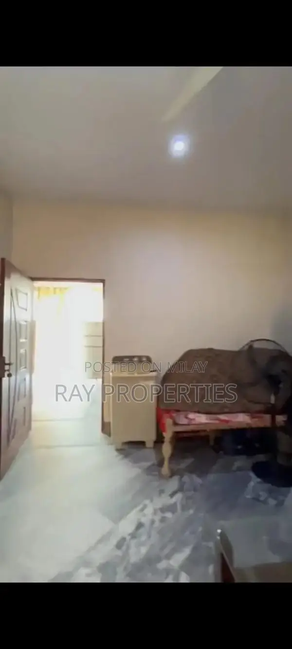 Double Unit 5 Marla House with 4 Bedrooms and Multiple Facilities